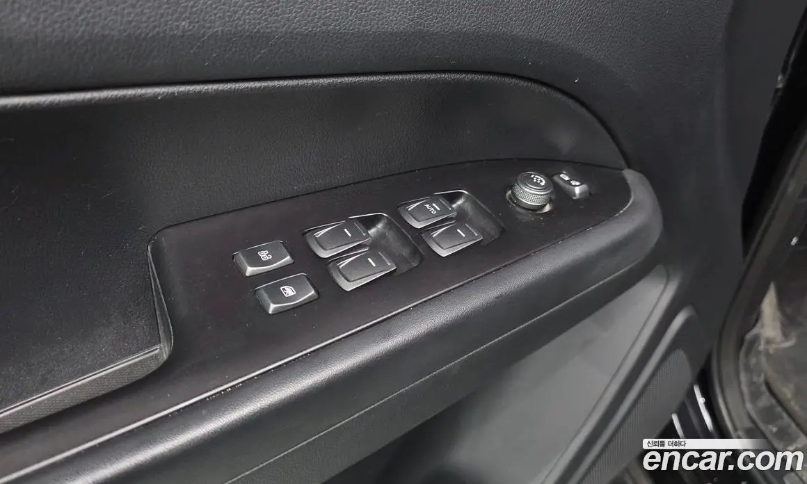 SsangYong Rexton 2019 2.2 автомат (гидро), фото 28 SsangYong Rexton 2019 2.2 автомат (гидро), фото 28