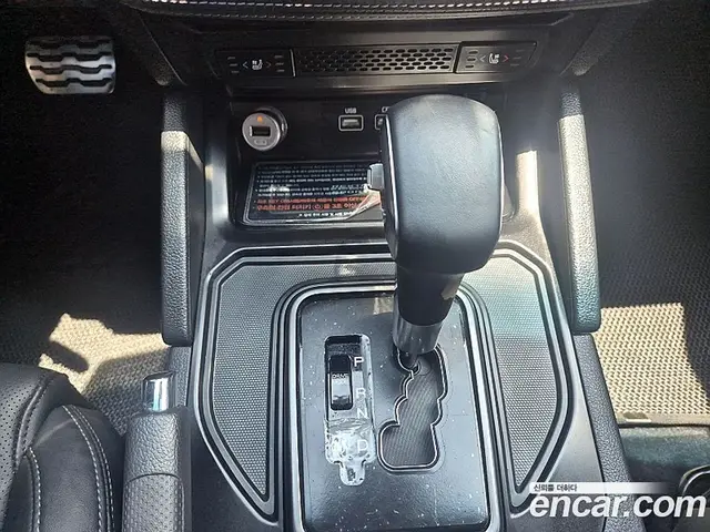 SsangYong Rexton 2022 2.2 автомат (гидро), миниатюра 9