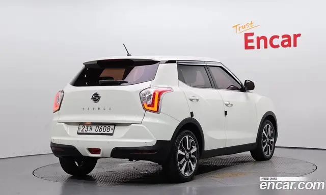 SsangYong TIBOLI 2015 1.6 автомат (гидро), миниатюра 2 SsangYong TIBOLI 2015 1.6 автомат (гидро), миниатюра 2
