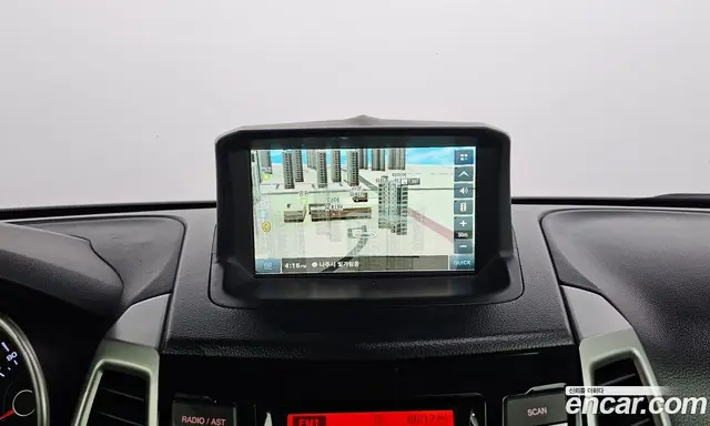 SsangYong TIBOLI 2015 1.6 автомат (гидро), миниатюра 12