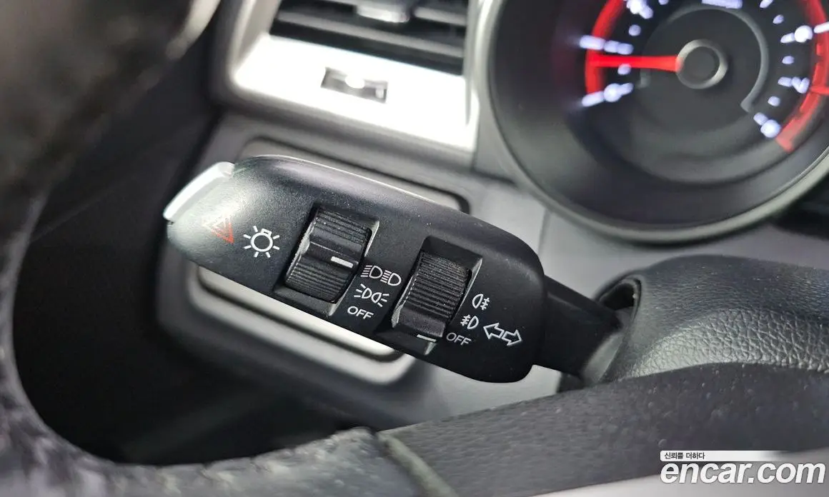 SsangYong TIBOLI 2015 1.6 автомат (гидро), фото 16 SsangYong TIBOLI 2015 1.6 автомат (гидро), фото 16
