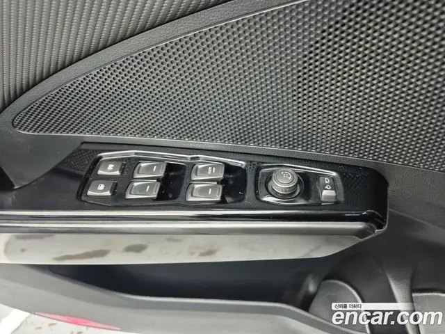 SsangYong TIBOLI 2020 1.6 автомат (гидро), миниатюра 5