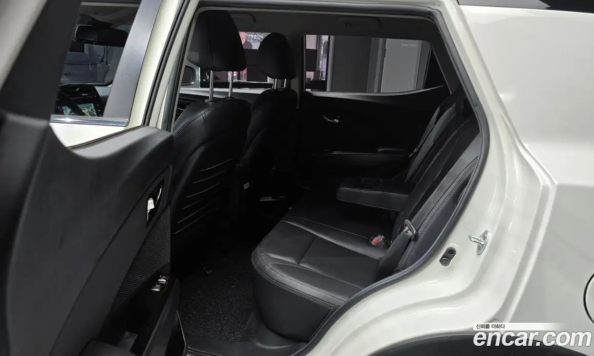 SsangYong TIBOLI 2022 1.5 автомат (гидро), фото 18 SsangYong TIBOLI 2022 1.5 автомат (гидро), фото 18