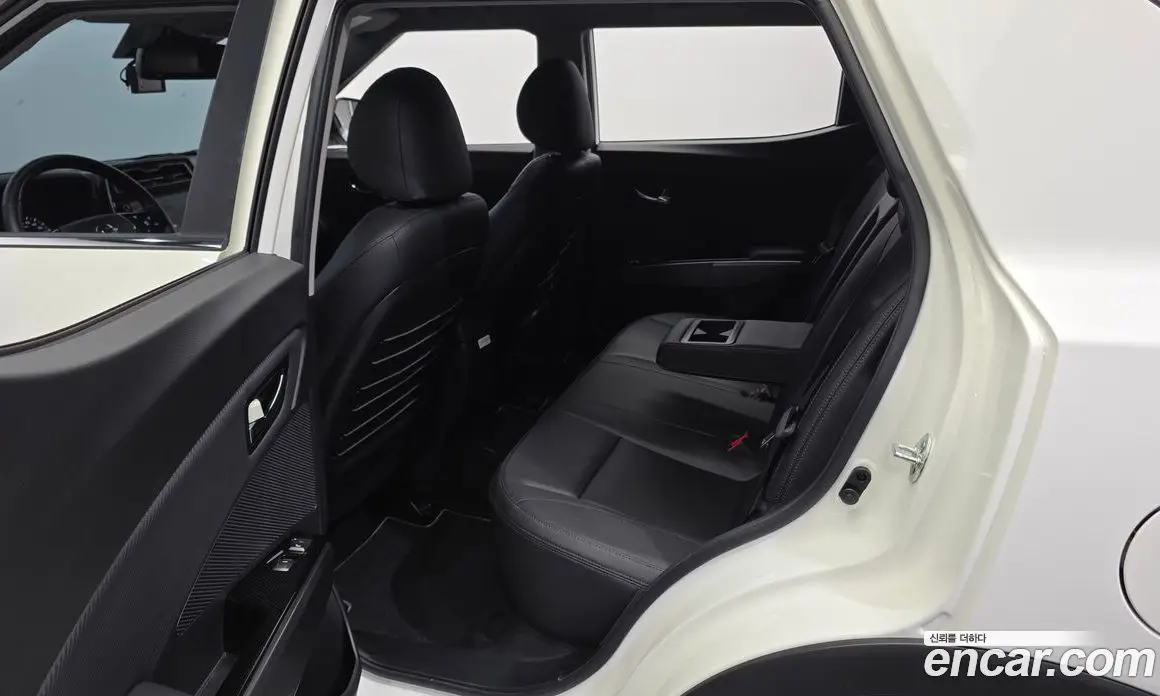 SsangYong TIBOLI 2022 1.5 автомат (гидро), фото 16 SsangYong TIBOLI 2022 1.5 автомат (гидро), фото 16