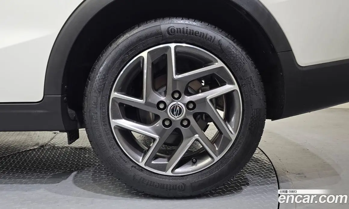 SsangYong TIBOLI 2022 1.5 автомат (гидро), фото 7 SsangYong TIBOLI 2022 1.5 автомат (гидро), фото 7