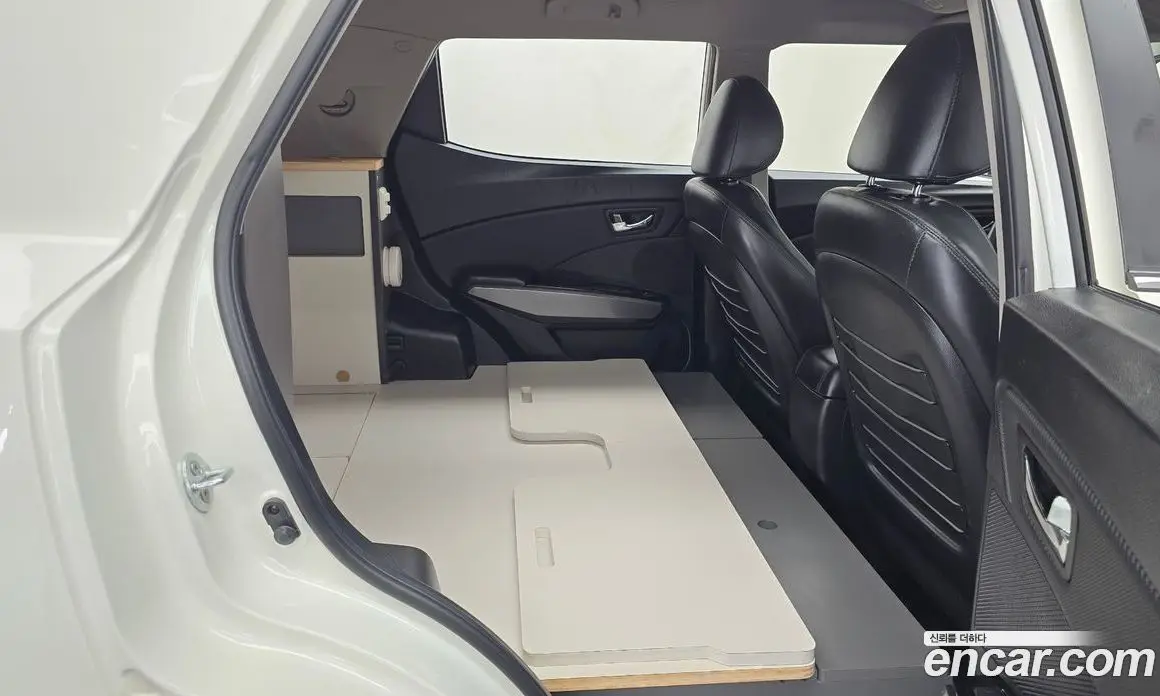 SsangYong TIBOLI 2023 1.5 автомат (гидро), фото 11 SsangYong TIBOLI 2023 1.5 автомат (гидро), фото 11