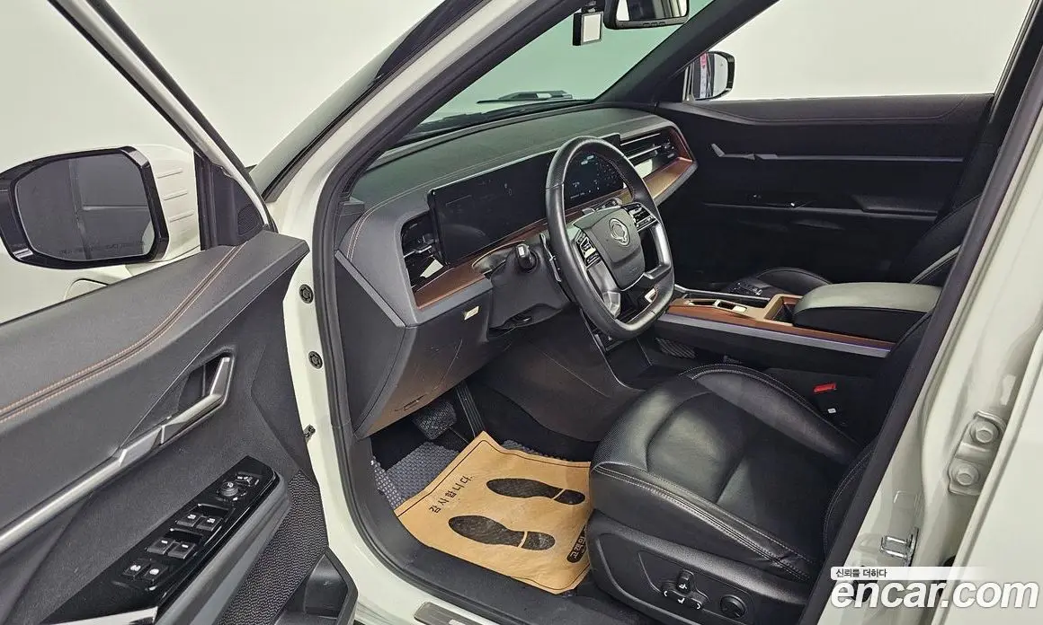 SsangYong Torres 2023 0.2 автомат (гидро), фото 10