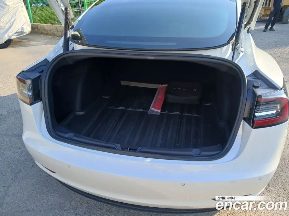 Tesla Model 3 2022 0.4 автомат (гидро), фото 5