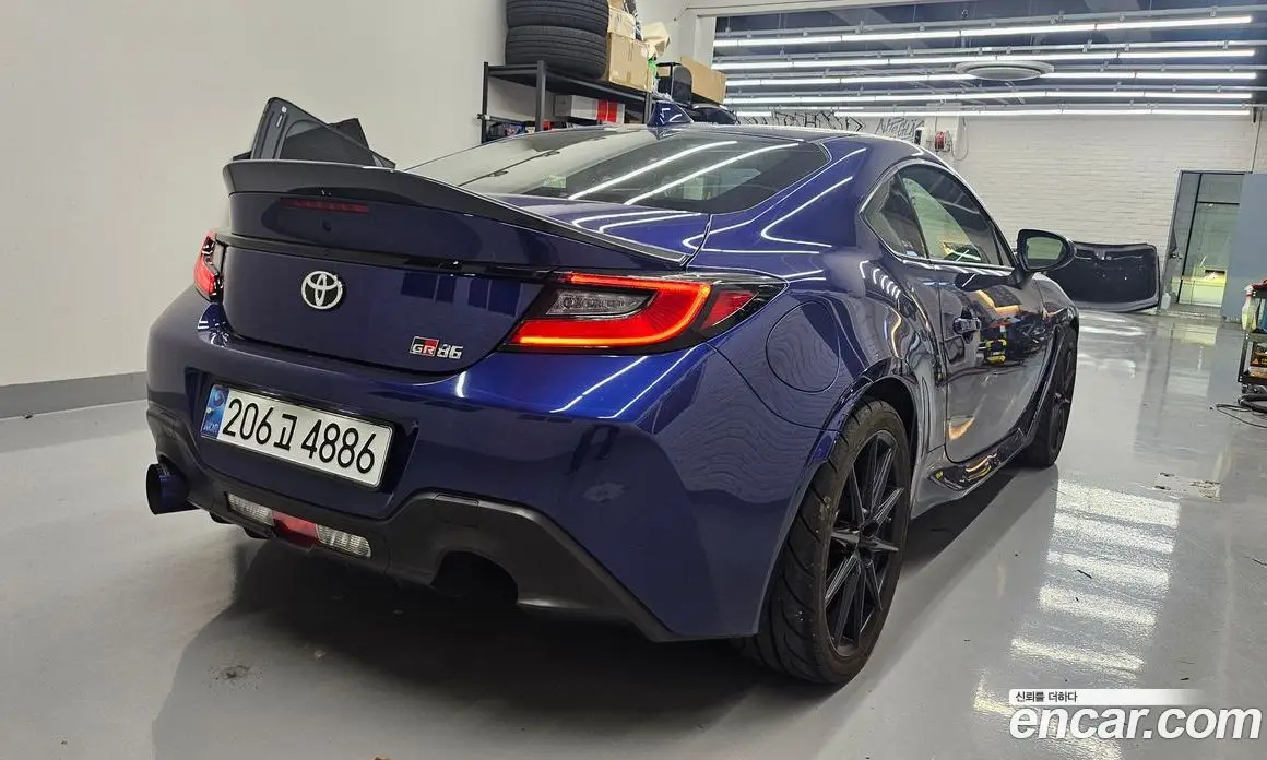 Toyota 86 2024 2.4 механика, фото 8 Toyota 86 2024 2.4 механика, фото 8