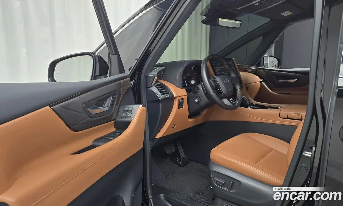 Toyota Alphard 2025 2.5 автомат (гидро), фото 13 Toyota Alphard 2025 2.5 автомат (гидро), фото 13