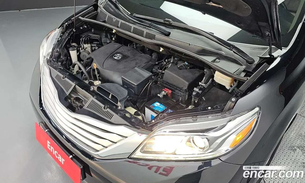 Toyota Sienna 2017 3.5 автомат (гидро), фото 6 Toyota Sienna 2017 3.5 автомат (гидро), фото 6