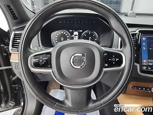 Volvo XC90 2018 2.0 автомат (гидро), миниатюра 9 Volvo XC90 2018 2.0 автомат (гидро), миниатюра 9