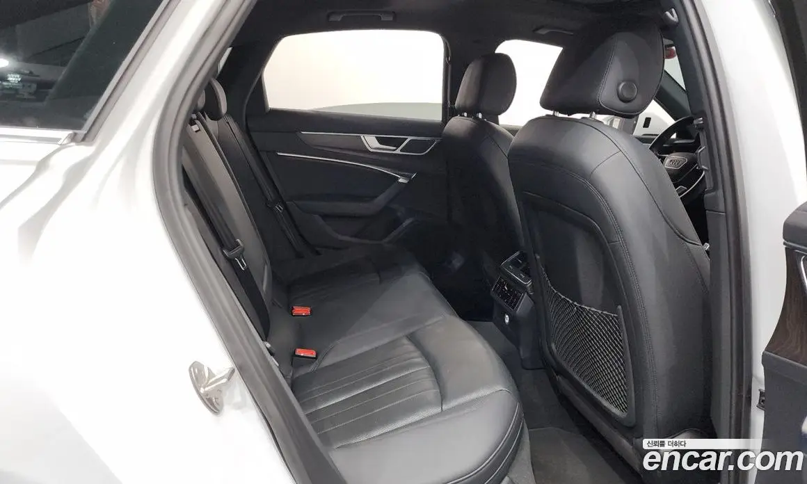 Audi A6 2019 2.0 автомат (гидро), фото 17 Audi A6 2019 2.0 автомат (гидро), фото 17