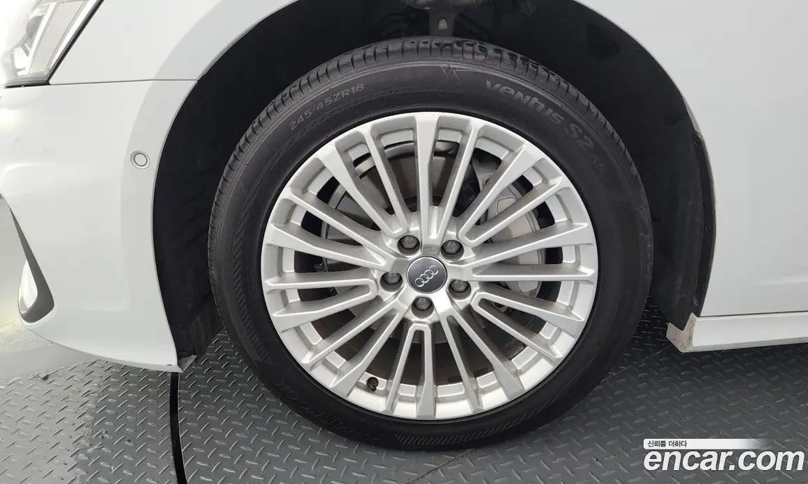 Audi A6 2019 2.0 автомат (гидро), фото 5 Audi A6 2019 2.0 автомат (гидро), фото 5