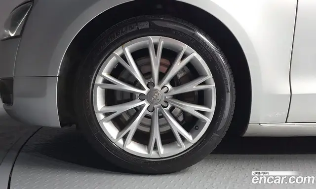 Audi A8 2010 4.2 автомат (гидро), миниатюра 5 Audi A8 2010 4.2 автомат (гидро), миниатюра 5