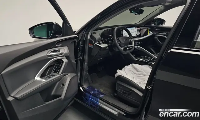Audi Q5 2025 2.0 автомат (гидро), миниатюра 12