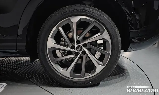 Audi Q5 2025 2.0 автомат (гидро), миниатюра 6 Audi Q5 2025 2.0 автомат (гидро), миниатюра 6