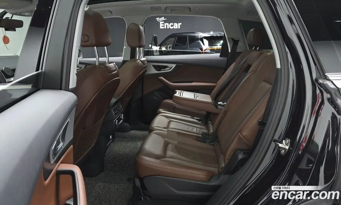 Audi Q7 2019 2.0 автомат (гидро), фото 17 Audi Q7 2019 2.0 автомат (гидро), фото 17
