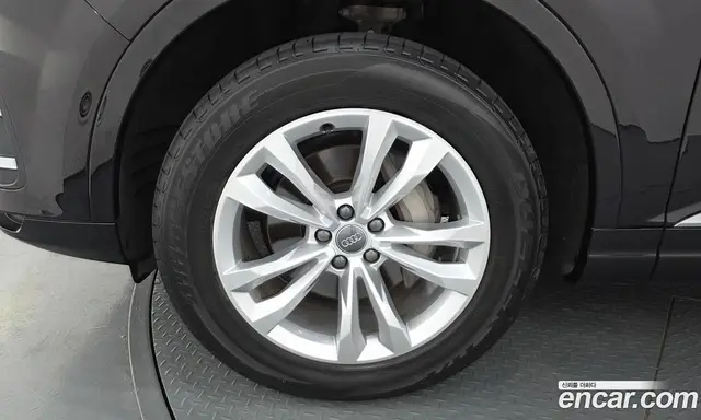 Audi Q7 2019 2.0 автомат (гидро), миниатюра 5 Audi Q7 2019 2.0 автомат (гидро), миниатюра 5