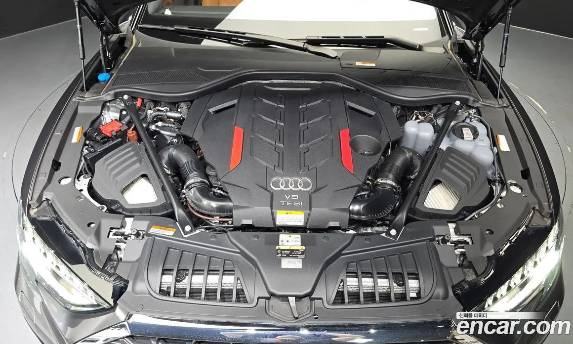 Audi S8 2025 4.0 автомат (гидро), фото 6 Audi S8 2025 4.0 автомат (гидро), фото 6