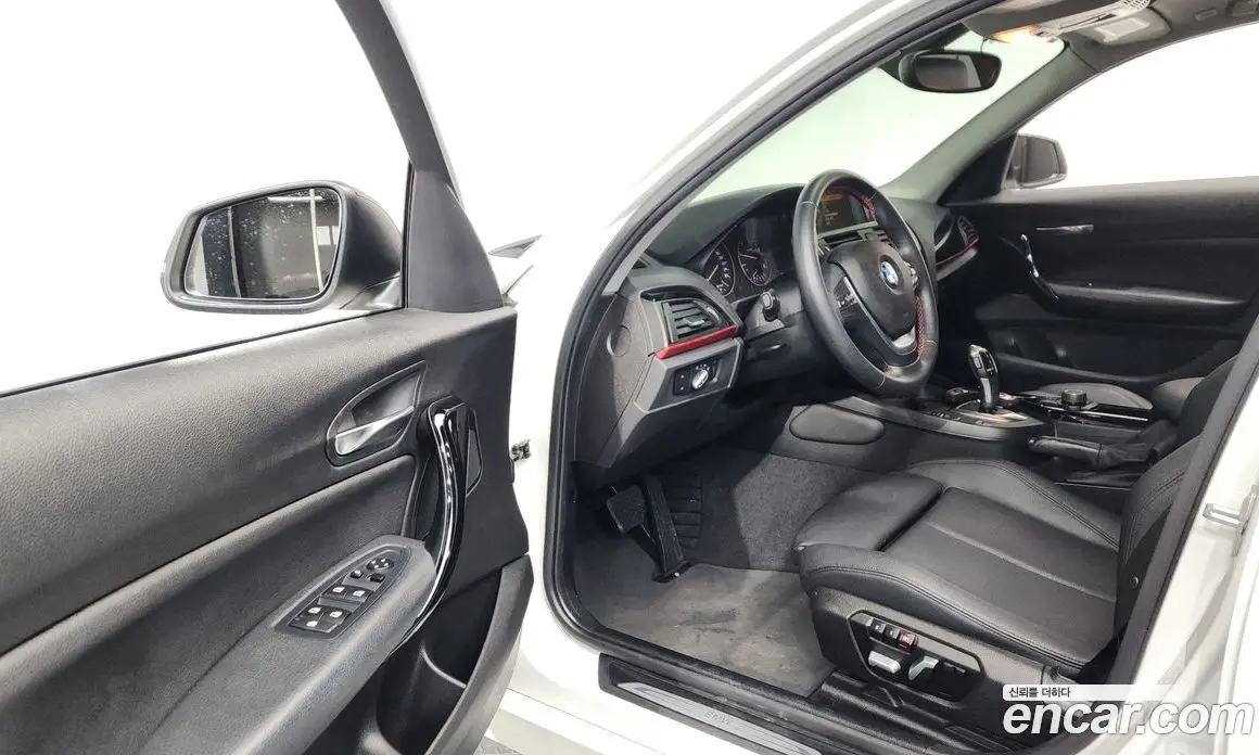 BMW 1 серия 2016 2.0 автомат (гидро), фото 12 BMW 1 серия 2016 2.0 автомат (гидро), фото 12
