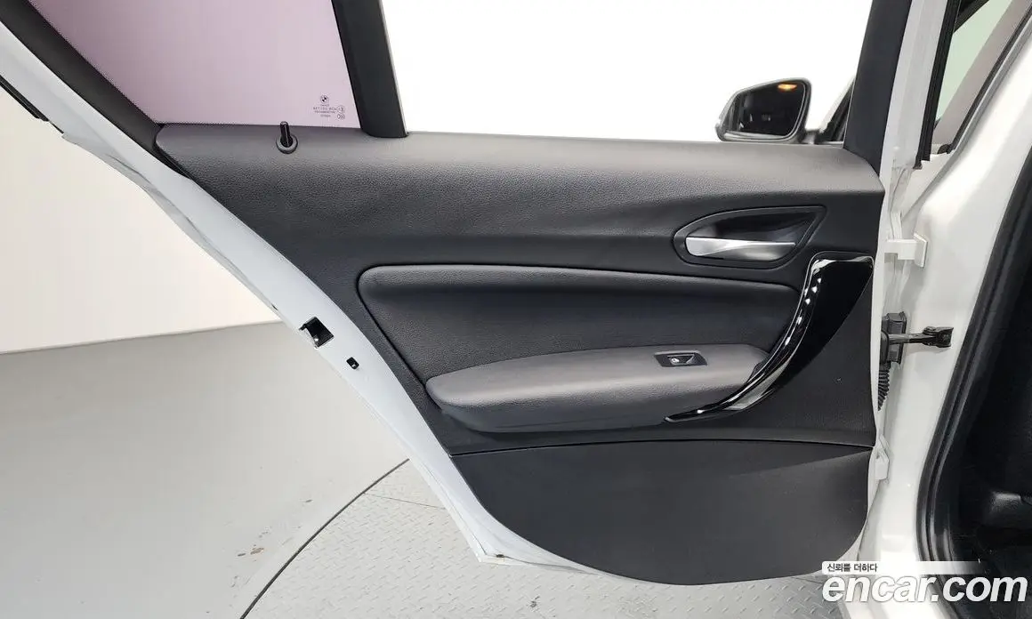BMW 1 серия 2016 2.0 автомат (гидро), фото 14 BMW 1 серия 2016 2.0 автомат (гидро), фото 14