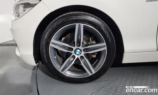 BMW 1 серия 2016 2.0 автомат (гидро), миниатюра 4 BMW 1 серия 2016 2.0 автомат (гидро), миниатюра 4