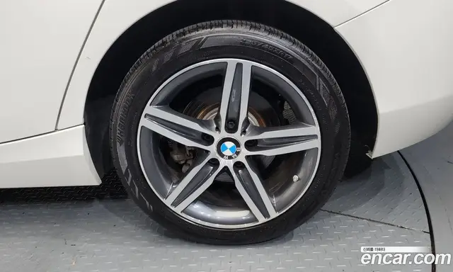 BMW 1 серия 2016 2.0 автомат (гидро), миниатюра 6 BMW 1 серия 2016 2.0 автомат (гидро), миниатюра 6