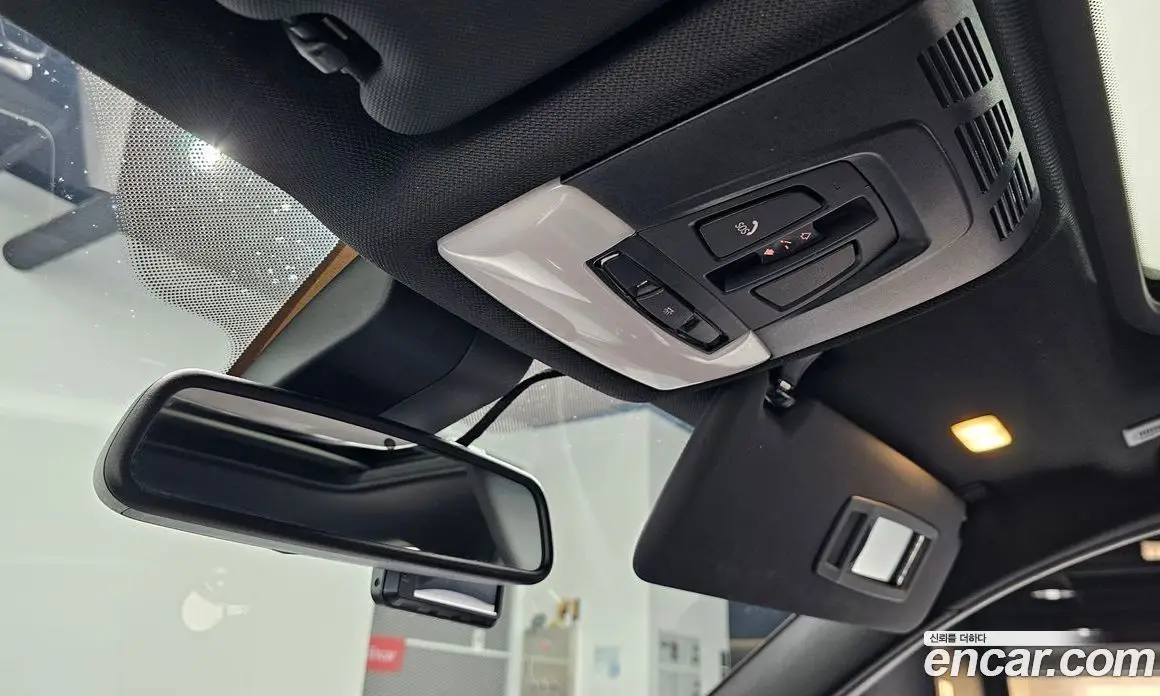 BMW 3 серия 2017 2.0 автомат (гидро), фото 18 BMW 3 серия 2017 2.0 автомат (гидро), фото 18