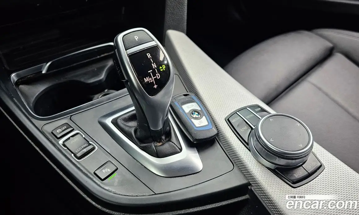 BMW 3 серия 2017 2.0 автомат (гидро), фото 9 BMW 3 серия 2017 2.0 автомат (гидро), фото 9