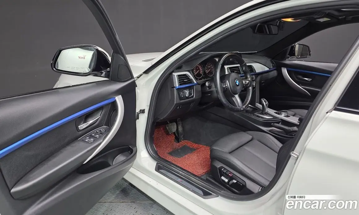 BMW 3 серия 2018 2.0 автомат (гидро), фото 13 BMW 3 серия 2018 2.0 автомат (гидро), фото 13