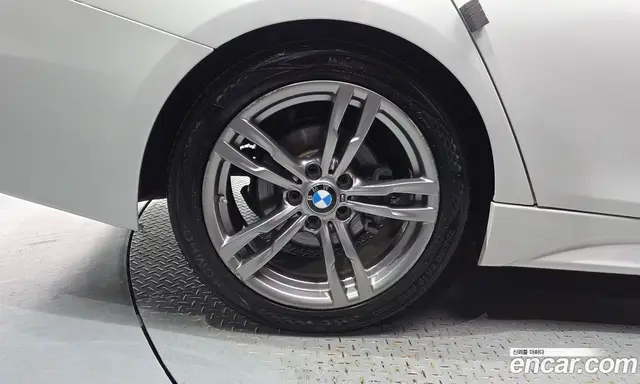 BMW 3 серия 2018 2.0 автомат (гидро), миниатюра 5 BMW 3 серия 2018 2.0 автомат (гидро), миниатюра 5