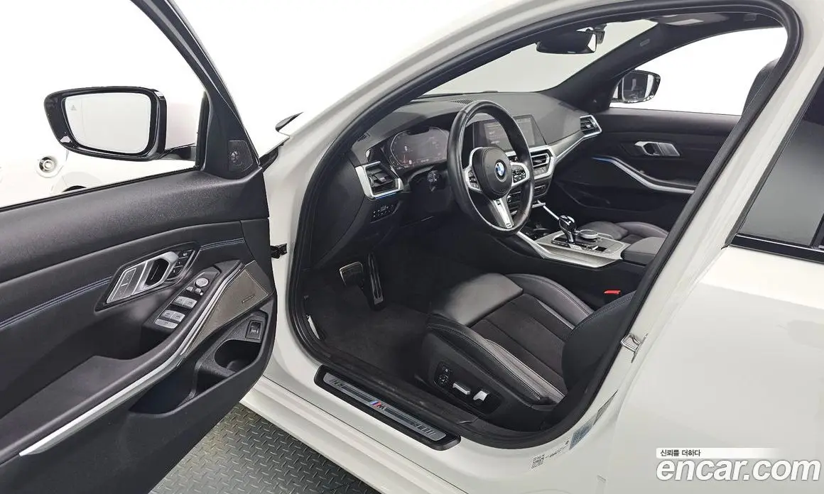 BMW 3 серия 2021 2.0 автомат (гидро), фото 13 BMW 3 серия 2021 2.0 автомат (гидро), фото 13