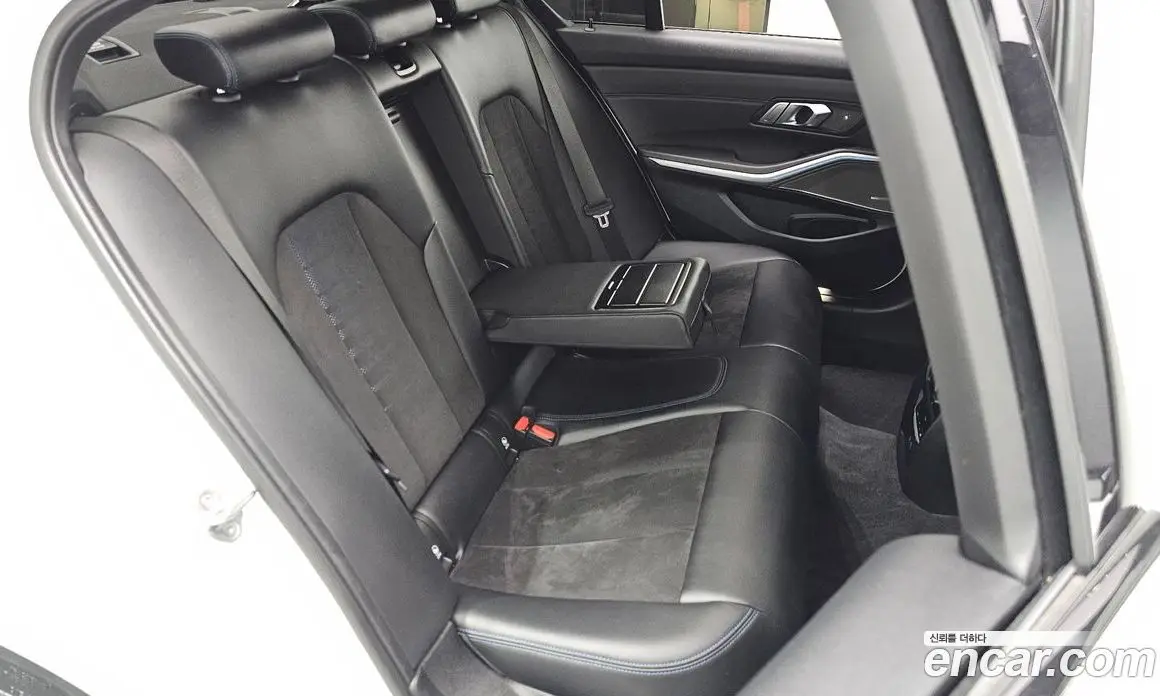 BMW 3 серия 2021 2.0 автомат (гидро), фото 16 BMW 3 серия 2021 2.0 автомат (гидро), фото 16