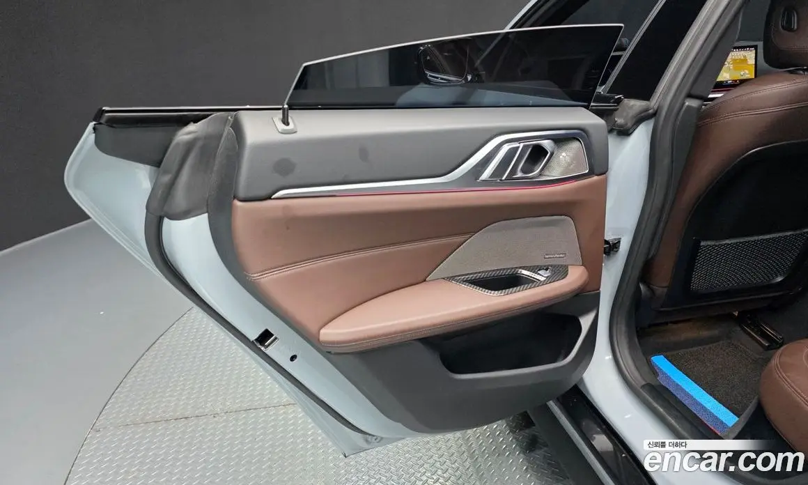 BMW 4 серия 2023 2.0 автомат (гидро), фото 15