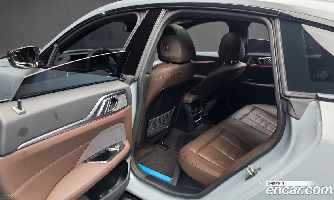 BMW 4 серия 2023 2.0 автомат (гидро), фото 16