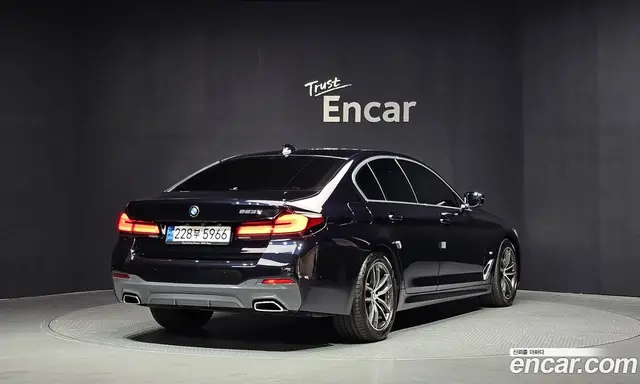 BMW 5 серия 2021 2.0 автомат (гидро), миниатюра 2