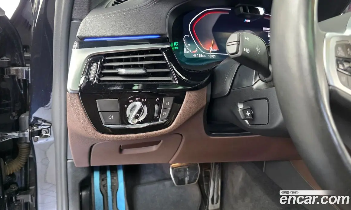 BMW 5 серия 2021 2.0 автомат (гидро), фото 22