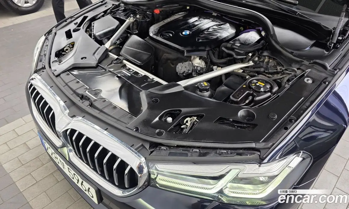 BMW 5 серия 2021 2.0 автомат (гидро), фото 6