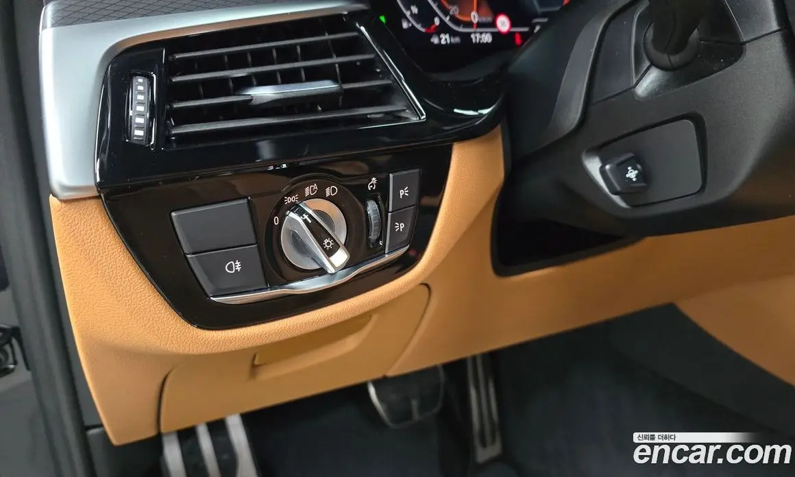 BMW 5 серия 2022 2.0 автомат (гидро), фото 25 BMW 5 серия 2022 2.0 автомат (гидро), фото 25