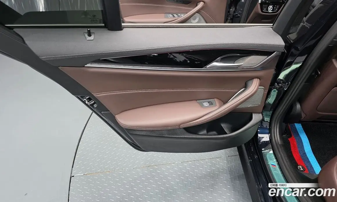 BMW 5 серия 2022 2.0 автомат (гидро), фото 15
