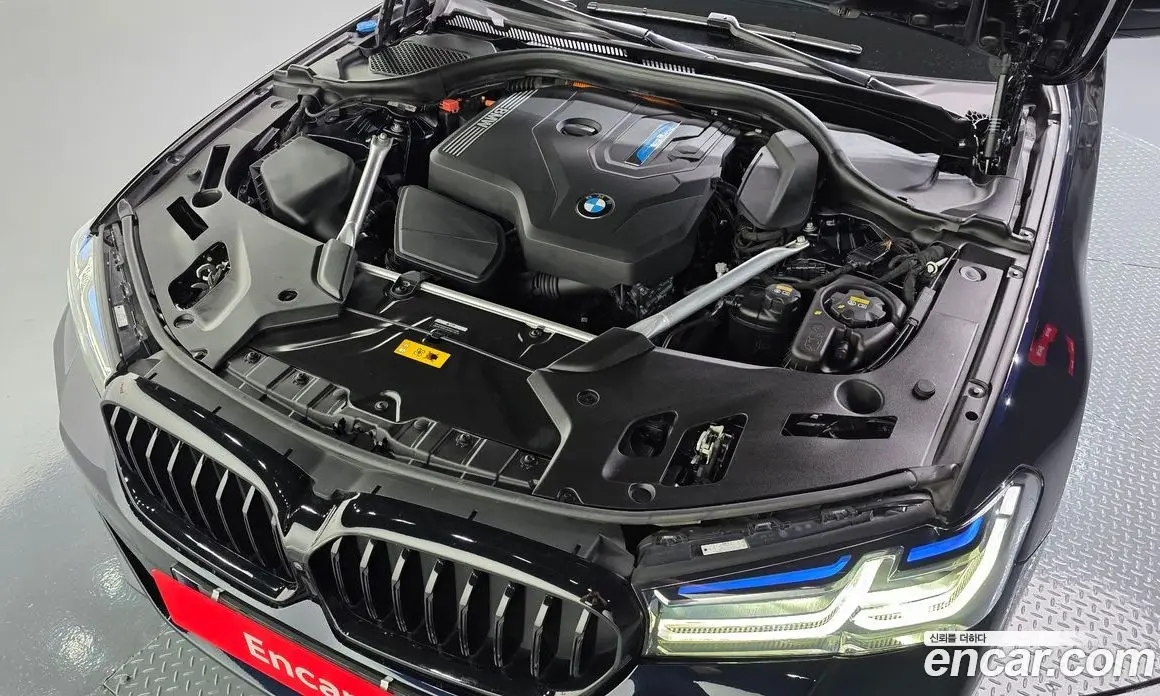 BMW 5 серия 2022 2.0 автомат (гидро), фото 6
