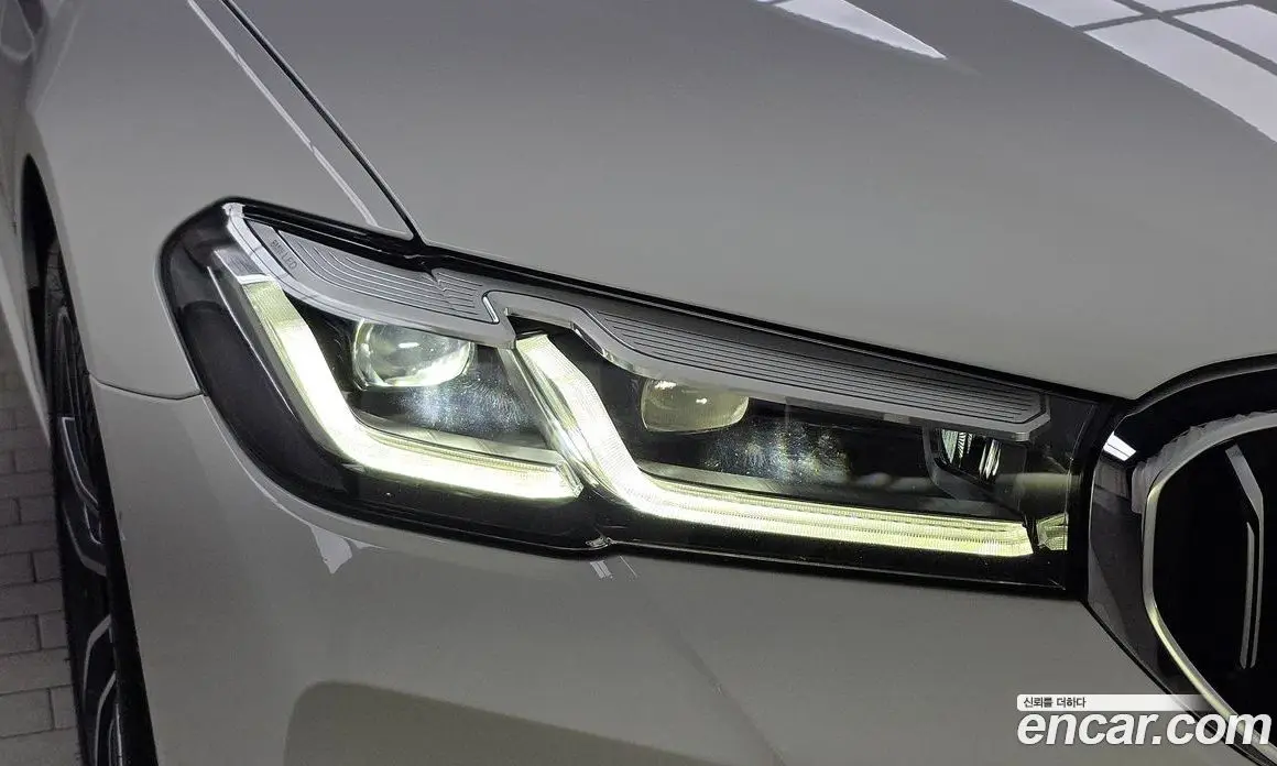BMW 5 серия 2023 2.0 автомат (гидро), фото 8