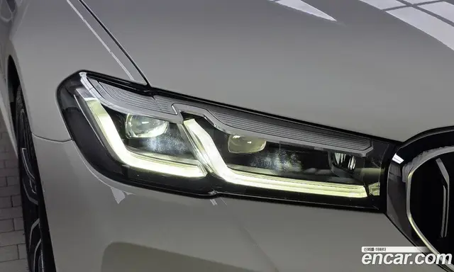 BMW 5 серия 2023 2.0 автомат (гидро), миниатюра 8
