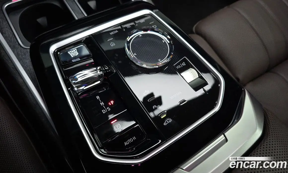 BMW 7 серия 2022 3.0 автомат (гидро), фото 9