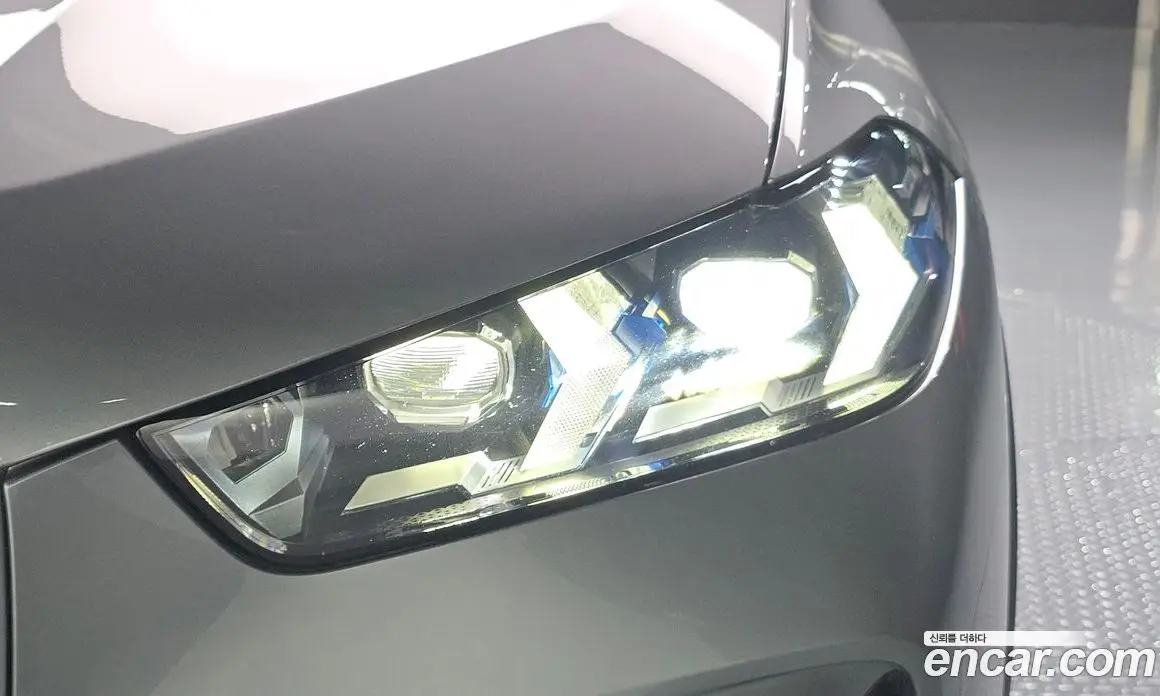 BMW X5 2023 3.0 автомат (гидро), фото 8