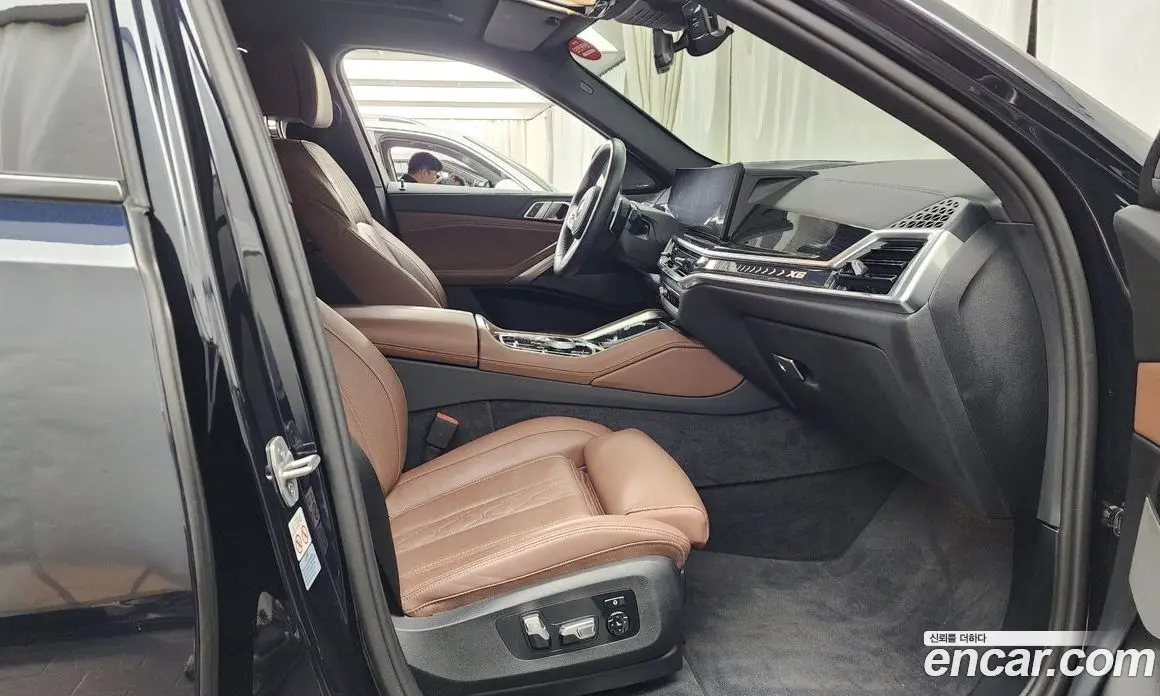 BMW X6 2024 3.0 автомат (гидро), фото 17