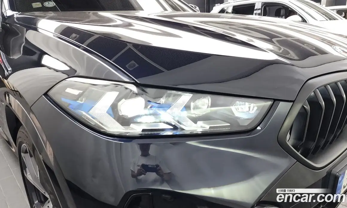 BMW X6 2024 3.0 автомат (гидро), фото 8
