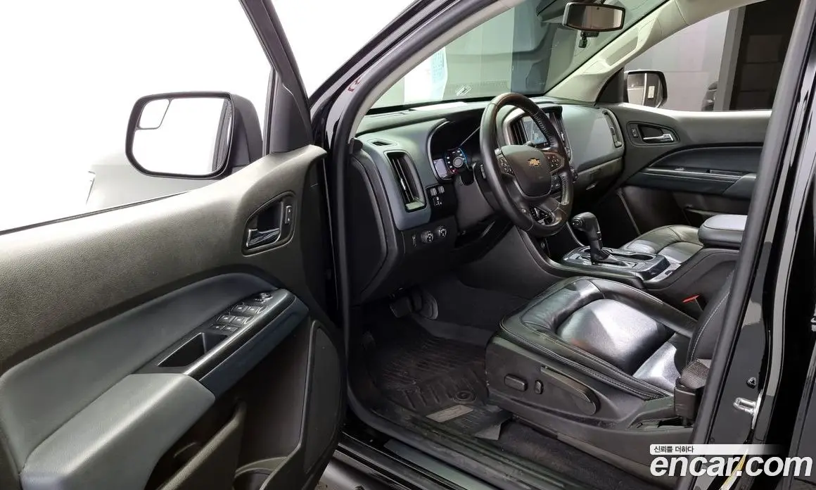Chevrolet Colorado 2020 3.6 автомат (гидро), фото 11