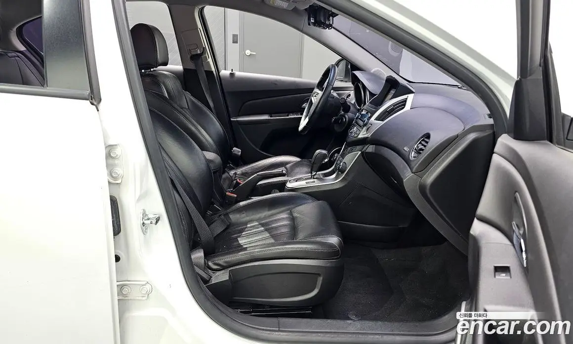 Chevrolet Cruze 2015 1.8 автомат (гидро), фото 16